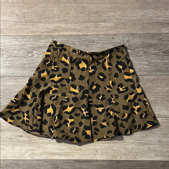 Show Me Your MuMu Dresses & Skirts - Show Me Your Mumu skirt (size SML)